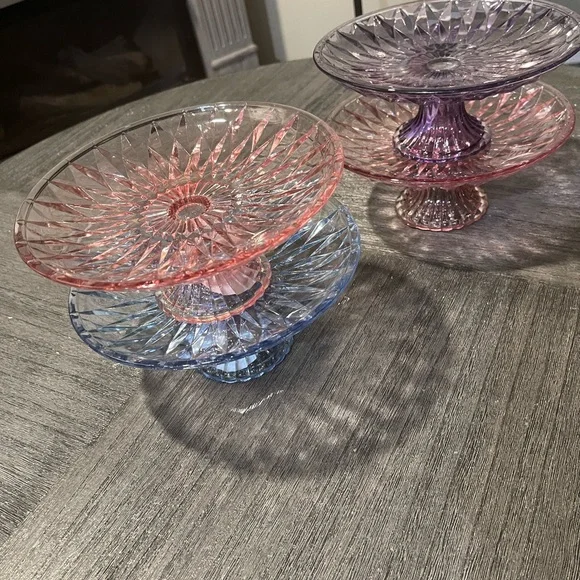 NWT Mini Glass Cake Tiers/ Cake Stands - Picture 2 of 3